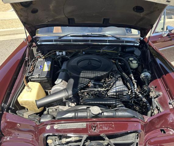 1972 Mercedes 200-Series - photo 10
