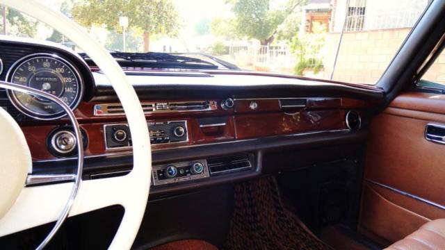 1972 Mercedes-Benz 200-Series 280SEL (Long-body sedan) - photo 12