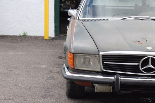 1972 Mercedes-Benz SL-Class Convertible - photo 10