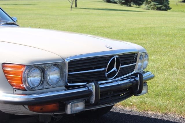 1972 Mercedes-Benz SL-Class Convertible - photo 13