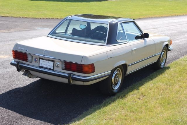 1972 Mercedes-Benz SL-Class Convertible - photo 5