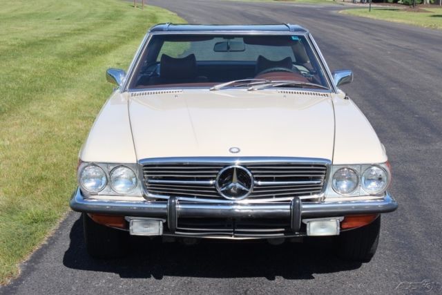 1972 Mercedes-Benz SL-Class Convertible - photo 6
