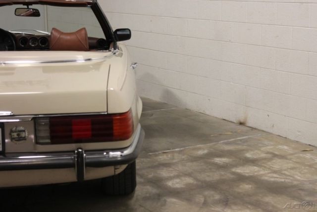 1972 Mercedes-Benz SL-Class Convertible - photo 11