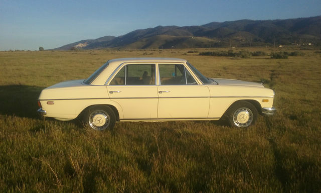 1972 Mercedes-Benz 200-Series - photo 4