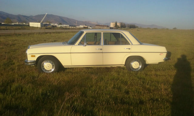 1972 Mercedes-Benz 200-Series - photo 7