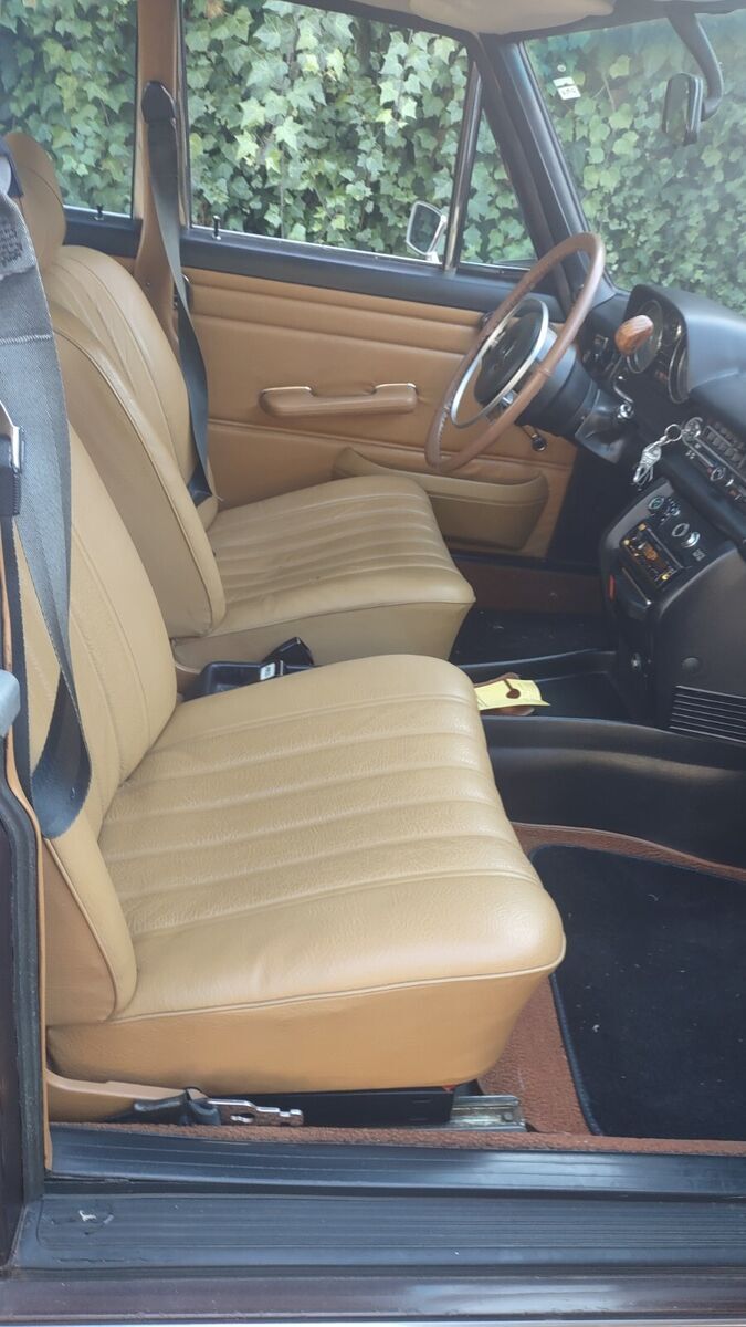 1972 Mercedes-Benz 200-Series - photo 5