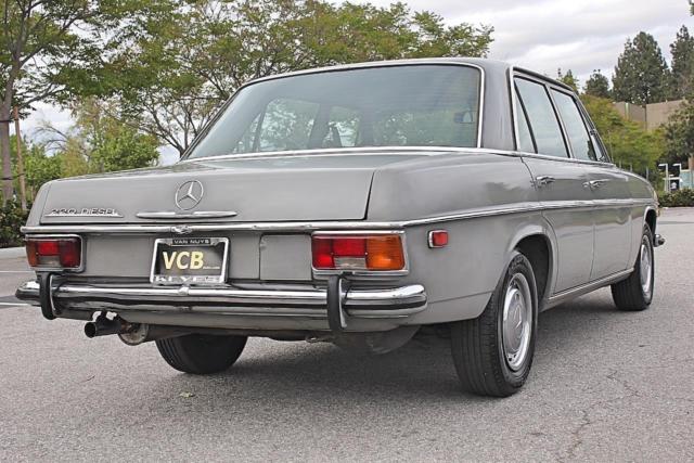 1972 Mercedes-Benz 220 W-115 DIESEL 4 CYL CALIFORNIA CAR - photo 12