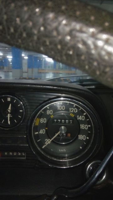 1972 Mercedes-Benz 200-Series 4 Door Sedan - photo 9