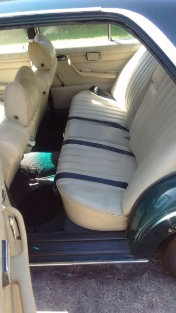 1972 Mercedes-Benz 200-Series standard - photo 3