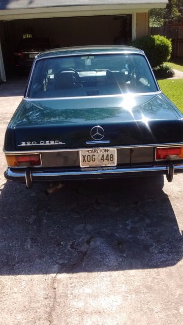 1972 Mercedes-Benz 200-Series standard - photo 6
