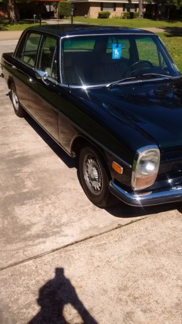 1972 Mercedes-Benz 200-Series standard - photo 9