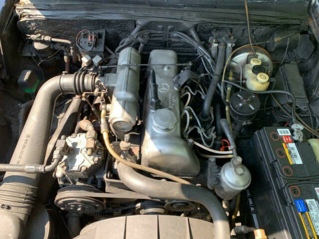 1972 Mercedes-Benz 200-Series - photo 7