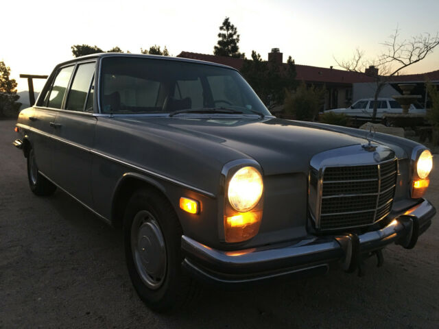 1972 Mercedes-Benz 200-Series 250 - photo 13