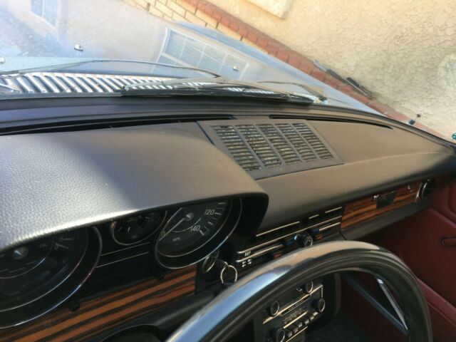 1972 Mercedes-Benz 200-Series 250 - photo 9