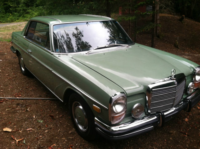 1972 Mercedes Benz 250C, 4-speed manual Coupe W114, beautiful condition must see 1972 Mercedes-Benz 200-Series 4-speed Coupe, Actress and Playboy Model Owned