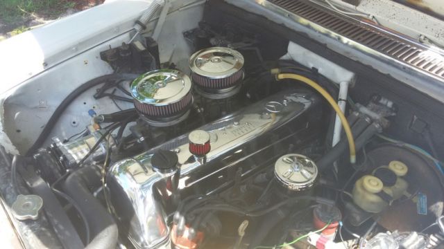 1972 Mercedes-Benz 200-Series - photo 2