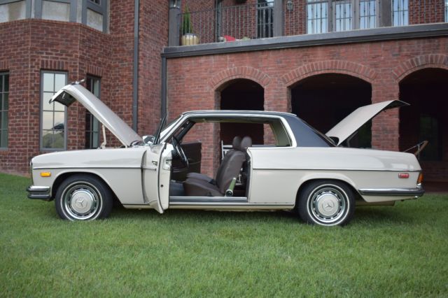 1972 Mercedes-Benz 200-Series Leather - photo 2