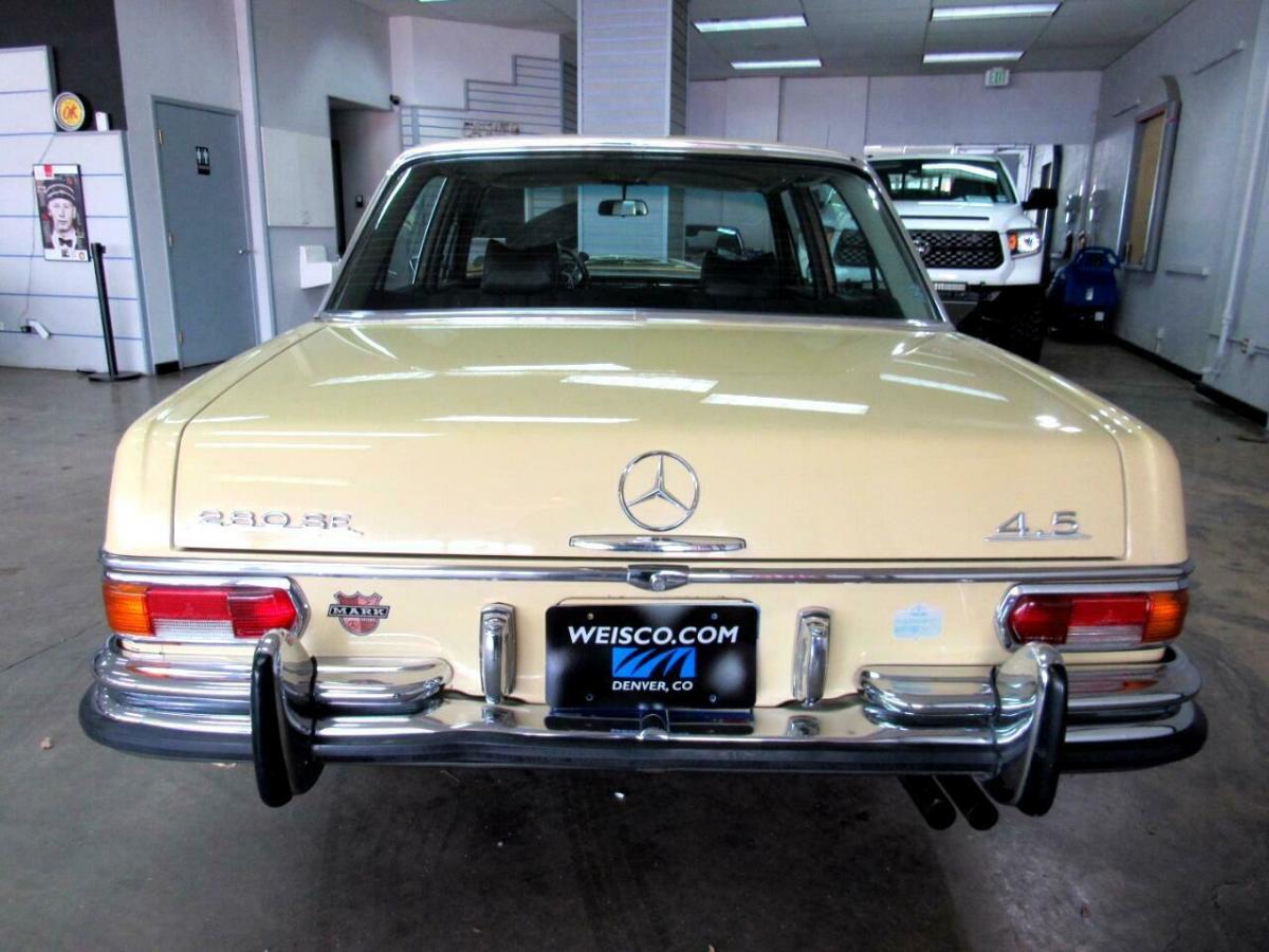 1972 Mercedes-Benz 200-Series - photo 6