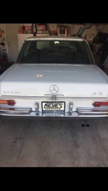 1972 Mercedes-Benz 200-Series - photo 3