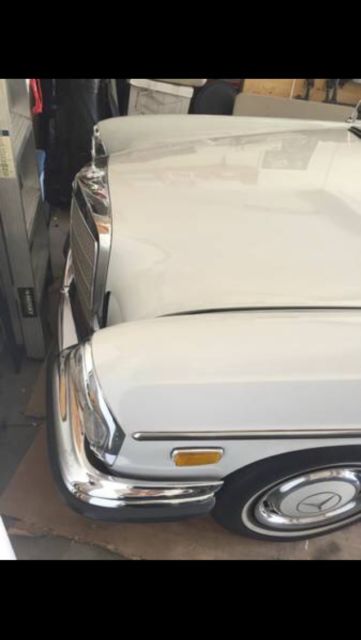 1972 Mercedes-Benz 200-Series - photo 4