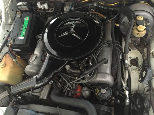 1972 Mercedes-Benz 200-Series - photo 8