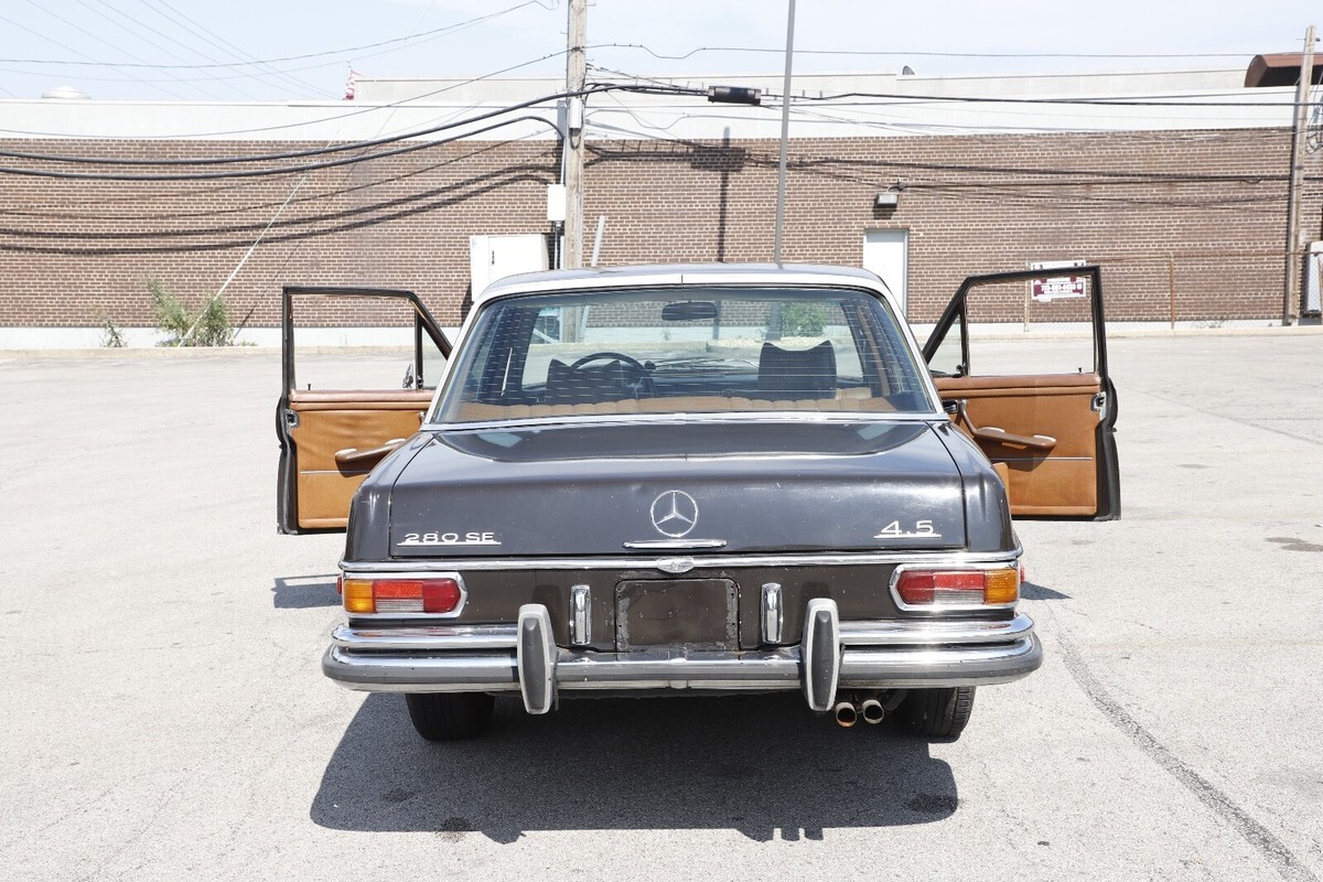 1972 Mercedes-Benz V-8 - photo 12