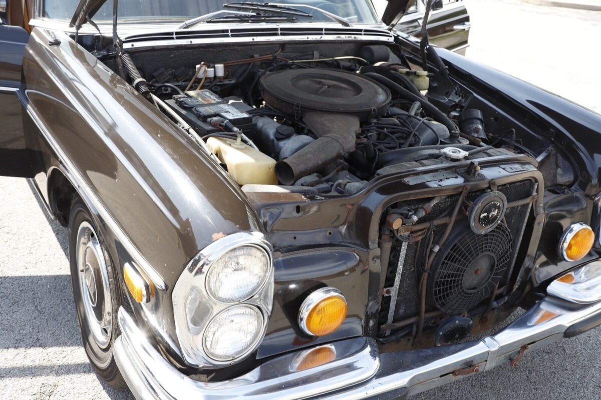 1972 Mercedes-Benz V-8 - photo 6