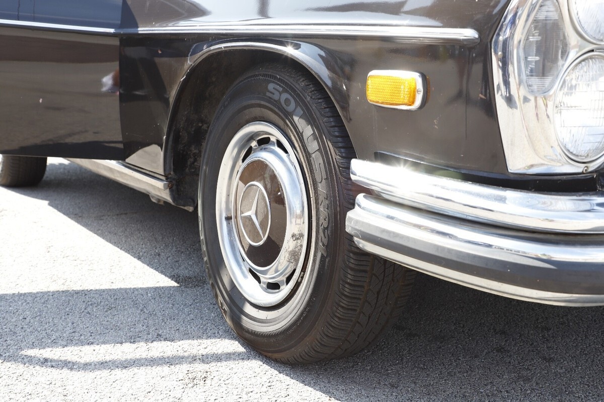 1972 Mercedes-Benz V-8 - photo 7