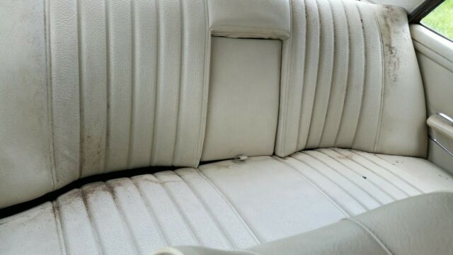 1972 Mercedes-Benz 200-Series - photo 9