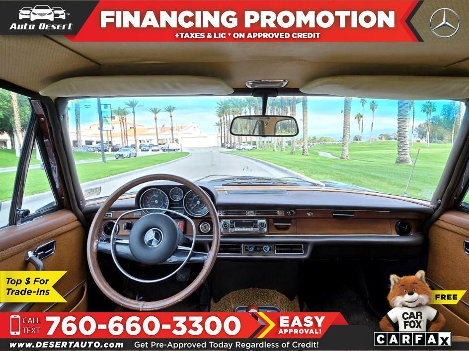 1972 Mercedes-Benz 200-Series - photo 2