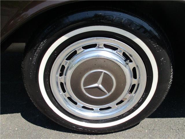 1972 Mercedes-Benz 280 SEL chrome - photo 6