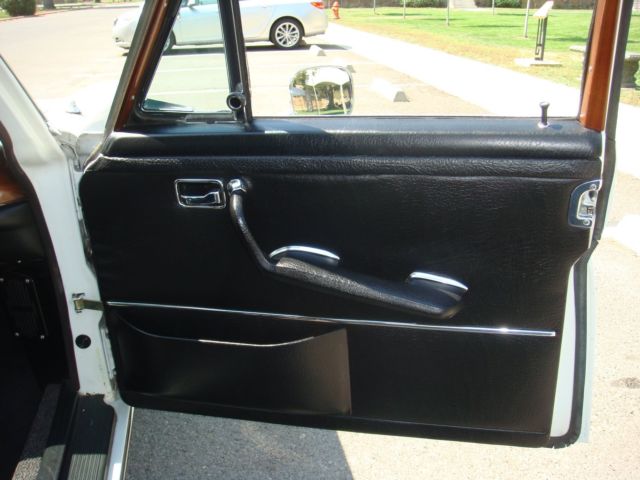 1972 Mercedes-Benz 200-Series 280SE - photo 11