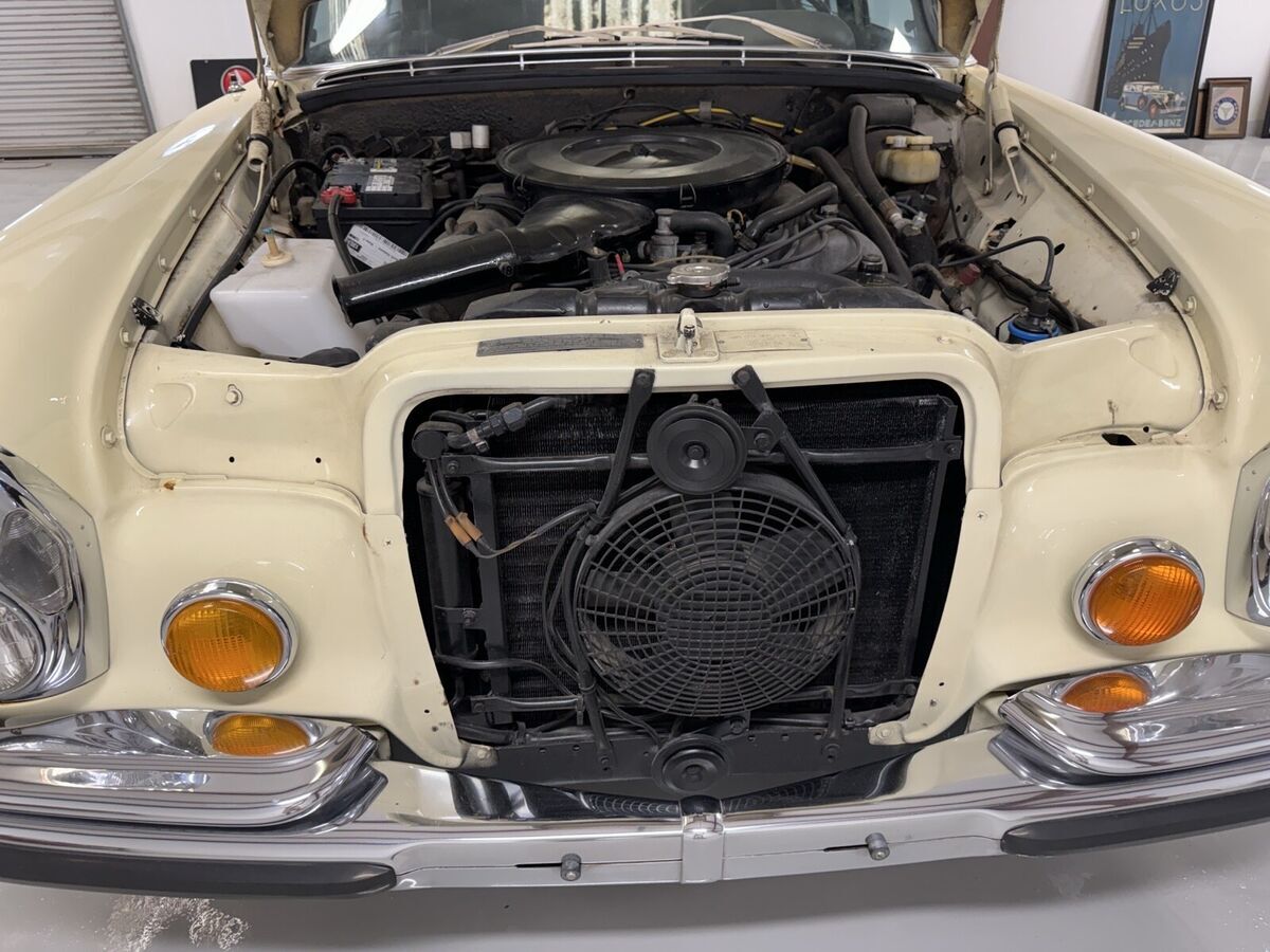 1972 Mercedes-Benz 280SE 280 SE 4.5 - photo 10