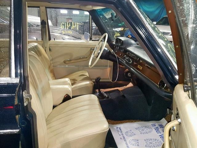 1972 Mercedes-Benz 200-Series LOW 74K MILES - photo 5