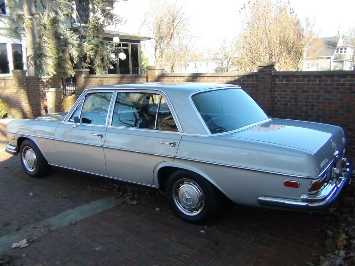 1972 Mercedes-Benz 200-Series SEL - photo 8