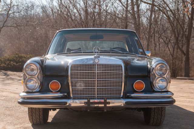 1972 Mercedes-Benz 200-Series - photo 5