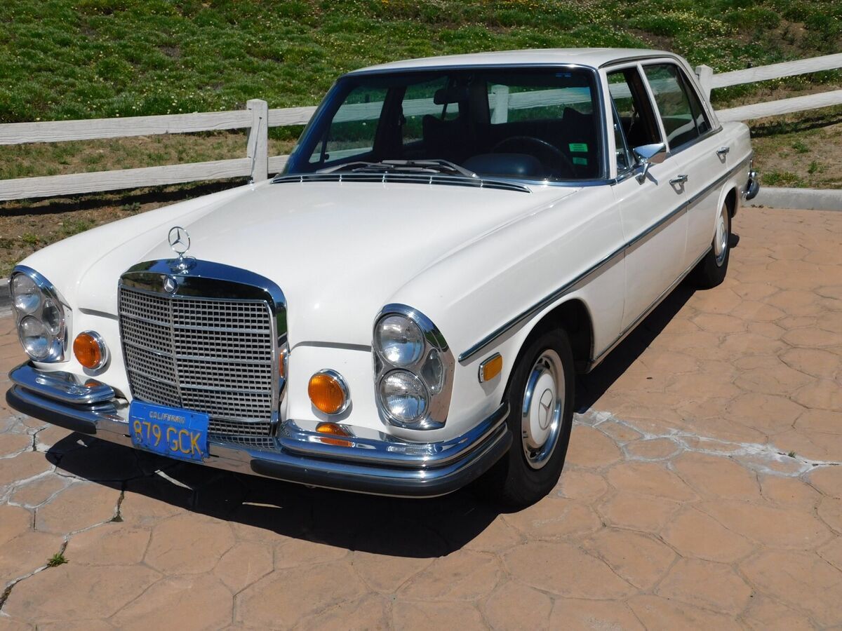 1972 Mercedes-Benz 200-Series - photo 7