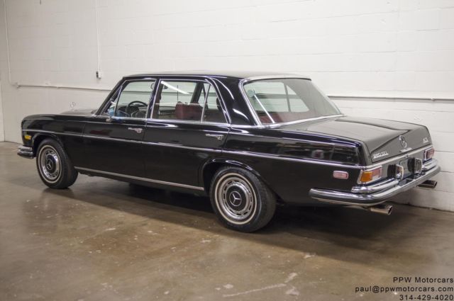 1972 Mercedes-Benz 200-Series -- - photo 3