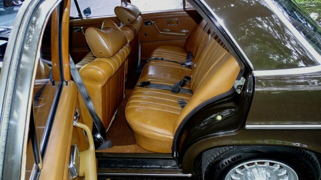 1972 Mercedes-Benz 200-Series LEATHER - photo 12