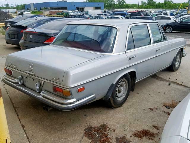 1972 Mercedes-Benz 300-Series CLEAN TITLE / 43,000 MILES - photo 4