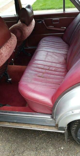 1972 Mercedes-Benz 300-Series CLEAN TITLE / 43,000 MILES - photo 8
