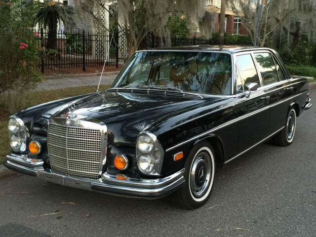 1972 Mercedes Benz 300SEL 4,5 W109, BLACK (factory paint), ext.records, BECKER * 1972 Mercedes-Benz 300-Series 300SEL 4,5 in 040 BLACK original factory paint *