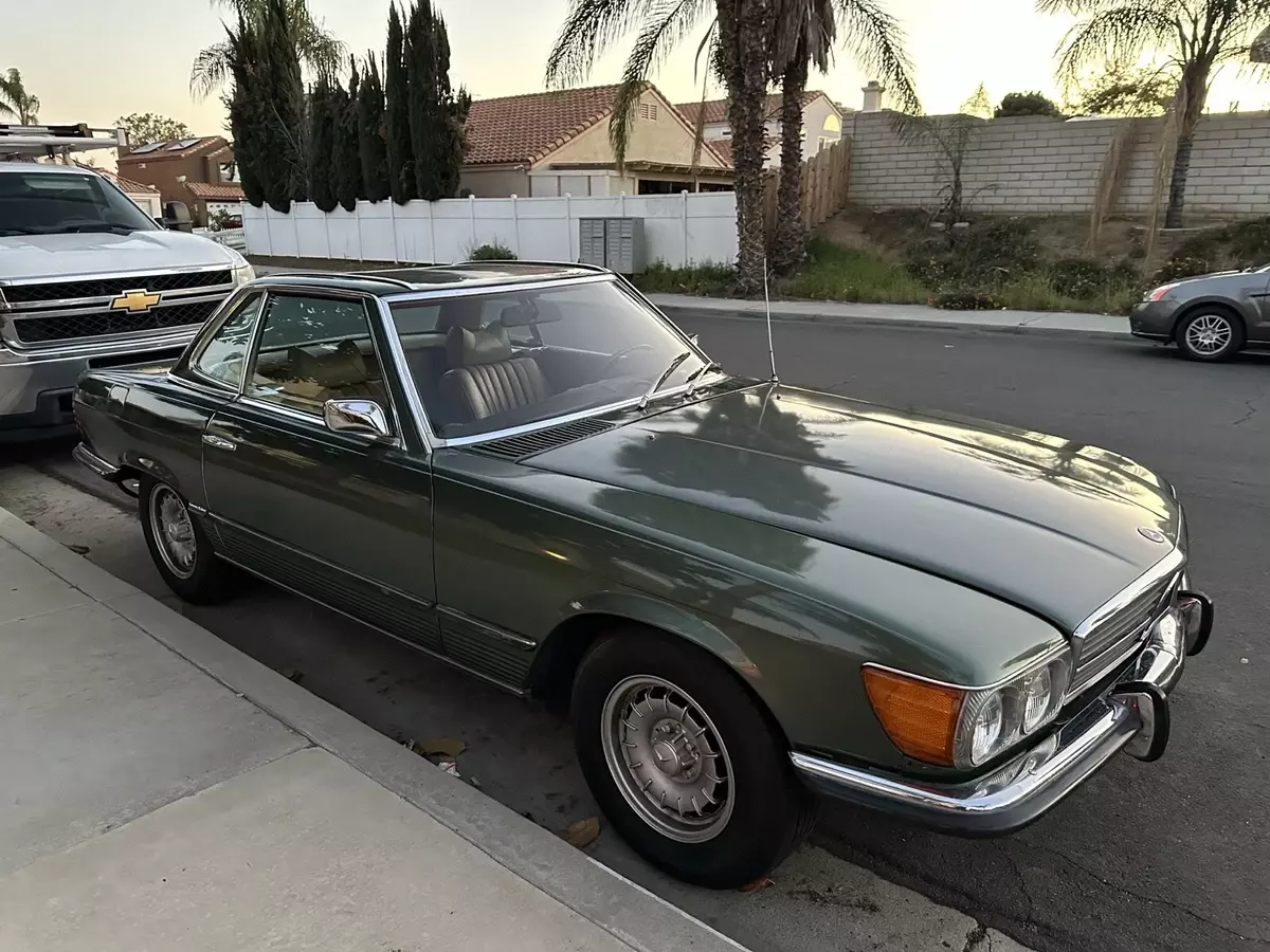 1972 Mercedes-Benz 350 SL Green Convertible 1972 Mercedes-Benz 350 SL Convertible