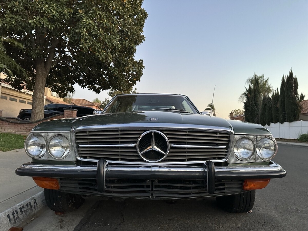 1972 Mercedes-Benz 350 SL Convertible - photo 3