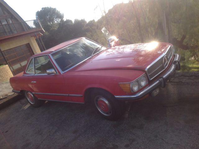 1972 MERCEDES -BENZ 350SL RARE PRODUCTION DATE 10/71 107 BODY 1972 Mercedes-Benz 300-Series 350SL - 4.5 liter M117 iron block V8 - 2 OWNER!