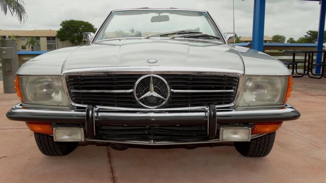 1972 Mercedes-Benz SL-Class 350SL ROADSTER - photo 8