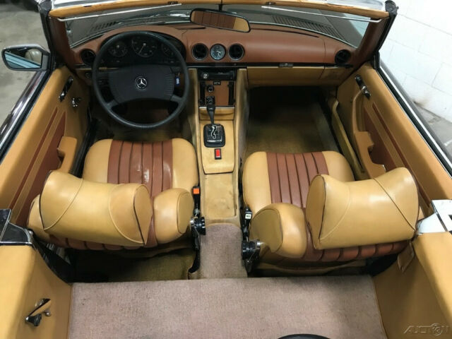 1972 Mercedes-Benz SL-Class Convertible - photo 11