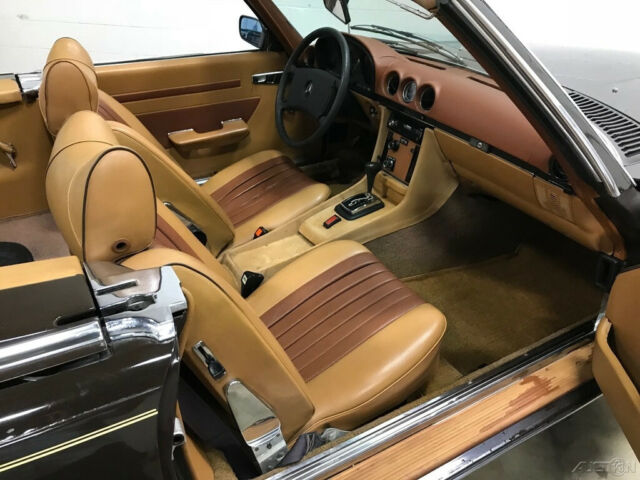 1972 Mercedes-Benz SL-Class Convertible - photo 13