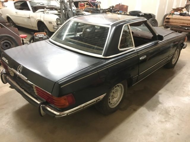 1972 Mercedes-Benz SL-Class Convertible - photo 3