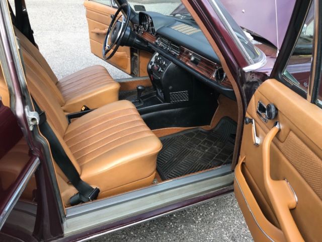 1972 Mercedes-Benz 200-Series - photo 5